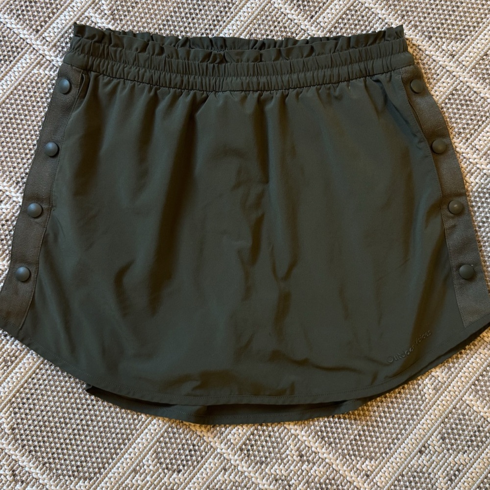Outdoor voices green skirt